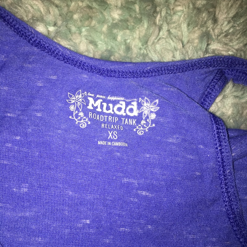 Cute blue patterned tank top